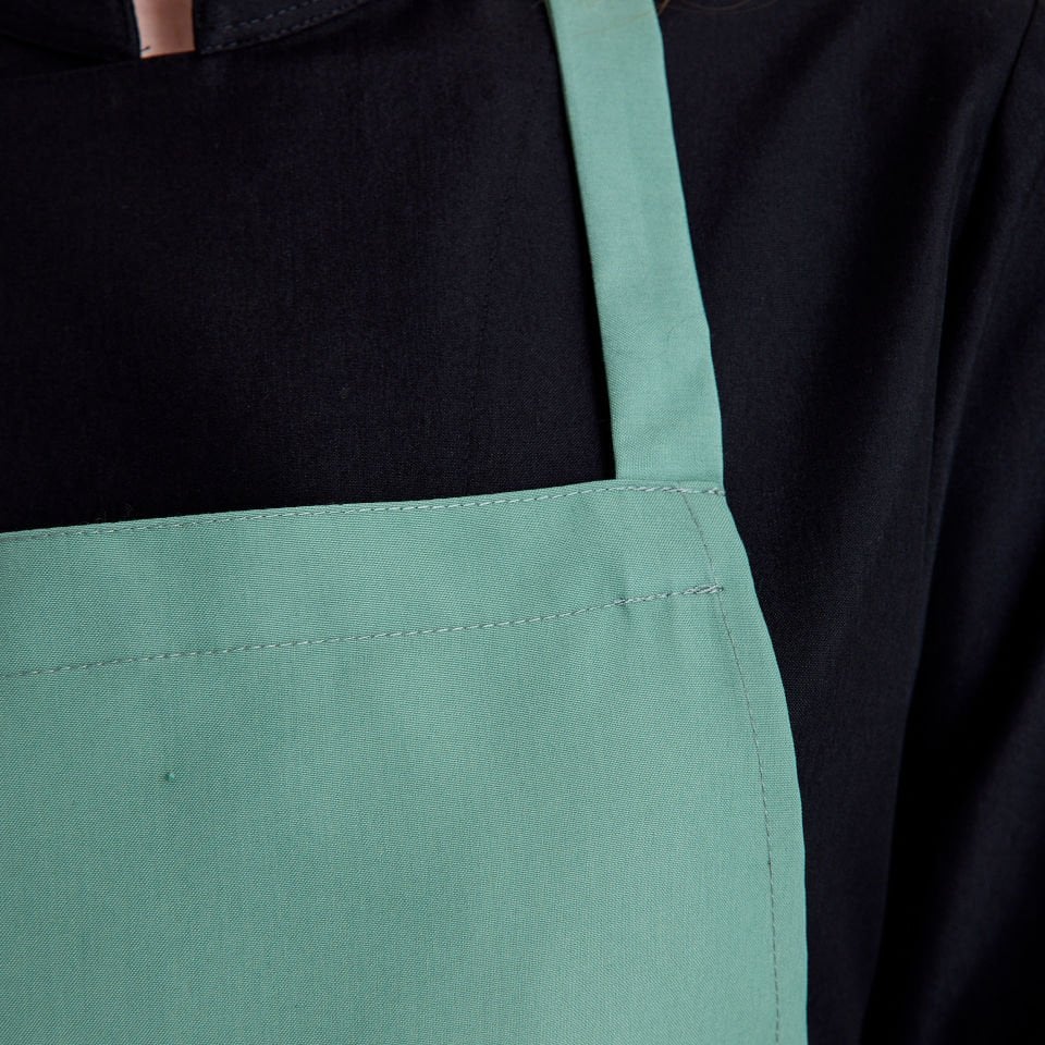 Yeşil Alpaka Askılı Önlük