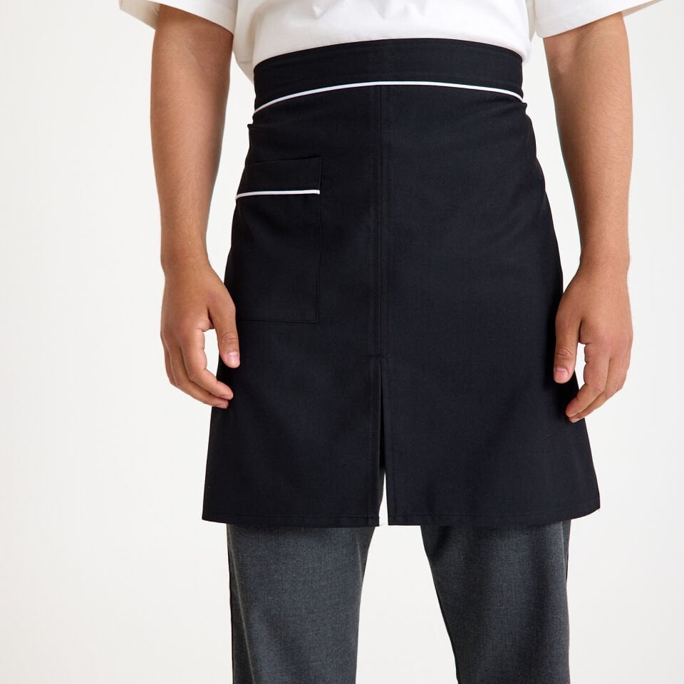 Siyah Biyeli Cepli Yırtmaçlı Yarım Önlük