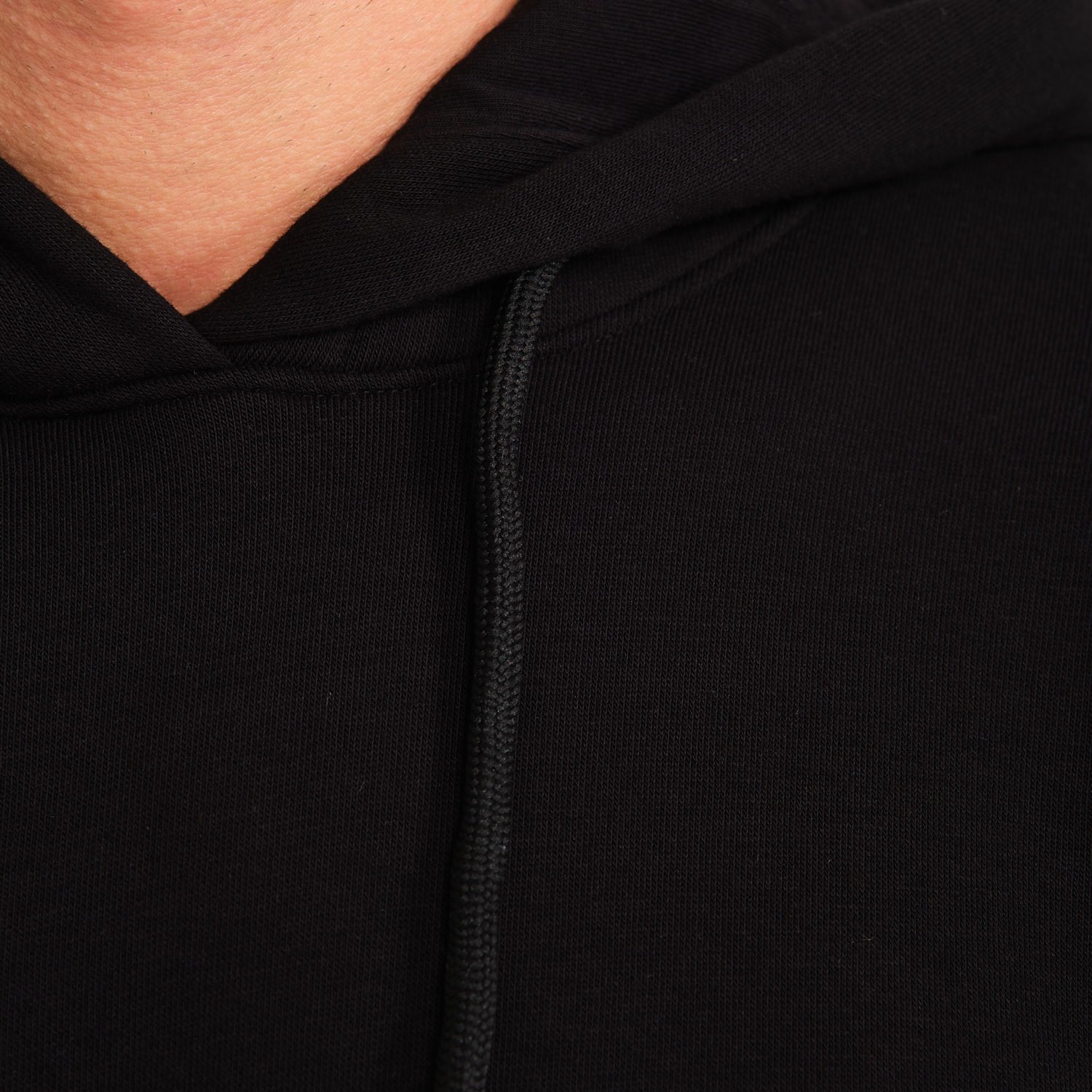 Siyah Üç İplik Kapüşonlu Sweatshirt