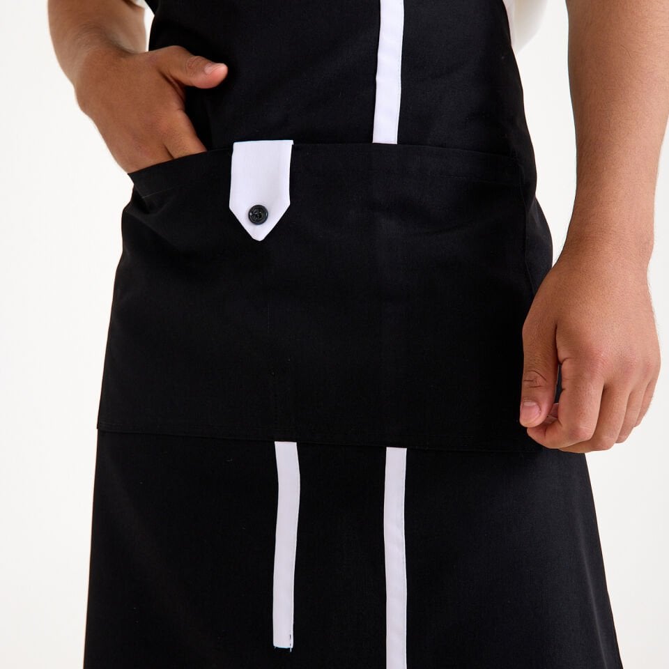 Siyah Beyaz Askılı Cepli Önlük