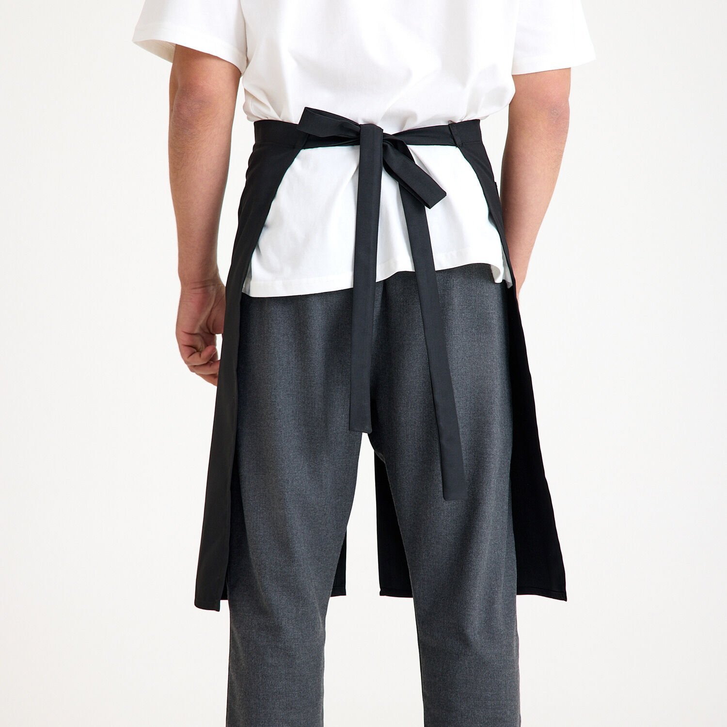 Gabardin Yırtmaçlı Yarım Önlük - Siyah