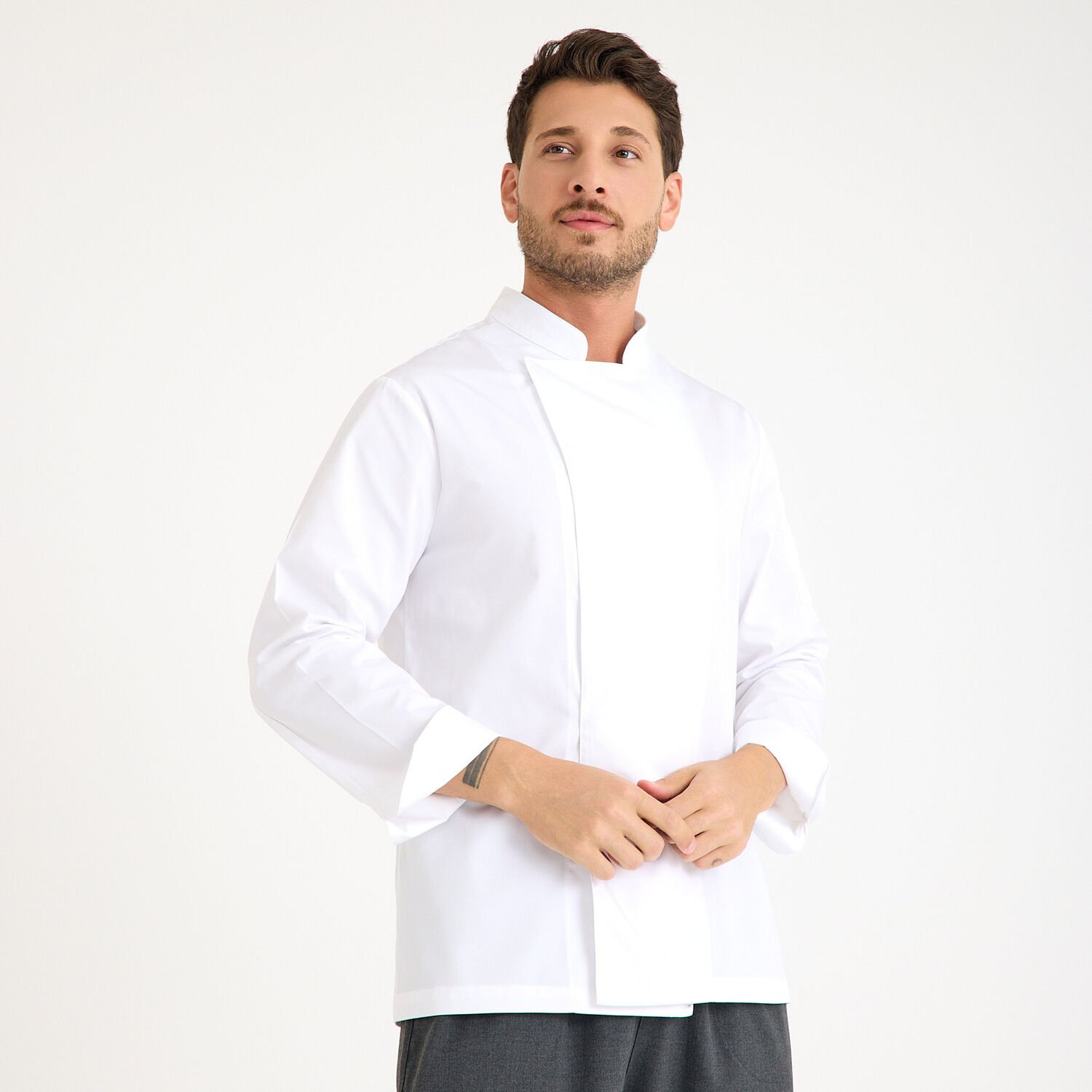 Beyaz Gabardin Hakim Yaka Aşçı Ceketi